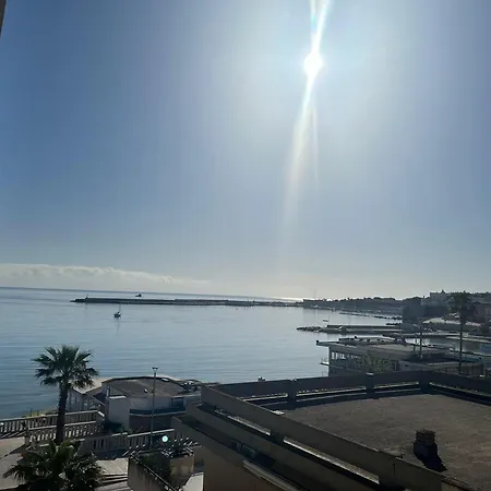 Lägenhet Terra D'otranto 97 *